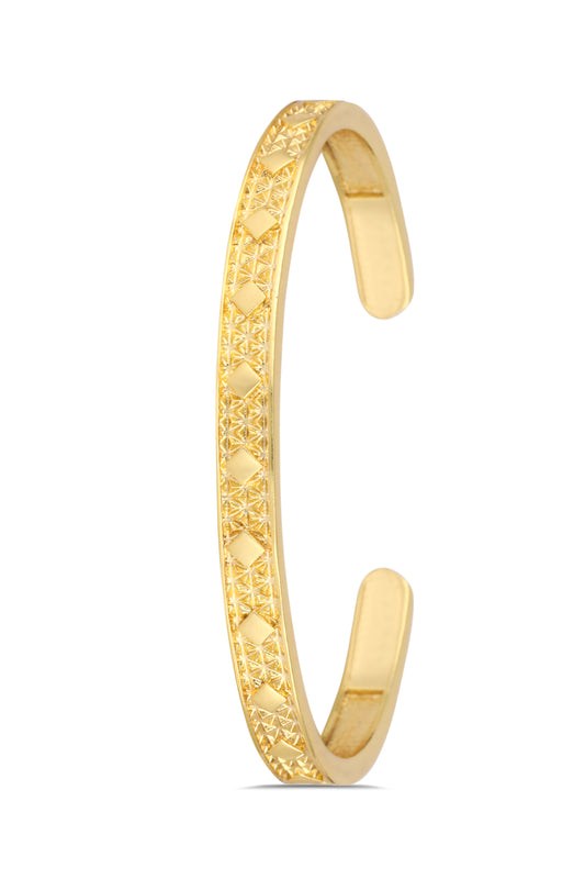 Diamond Pattern Gold Bracelet